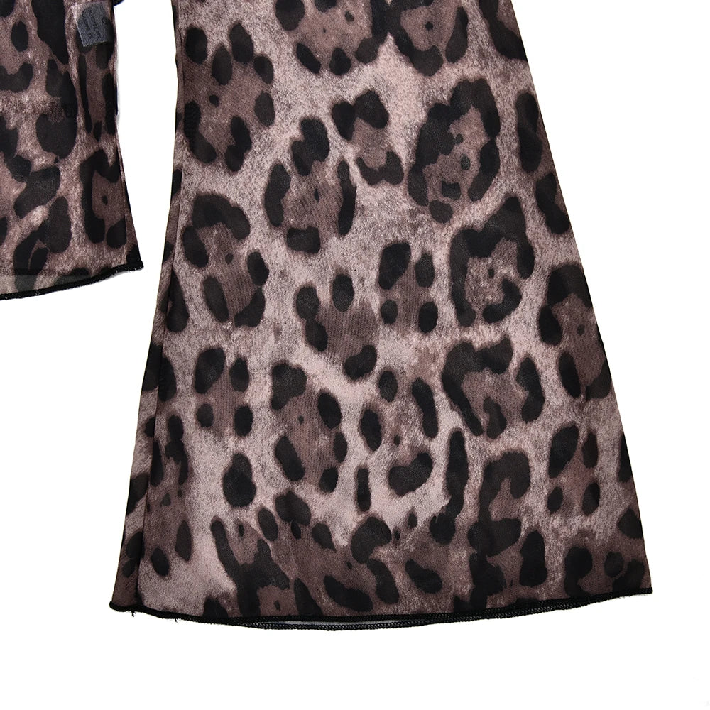 LEOPARD PRINT RUFFLE TOP