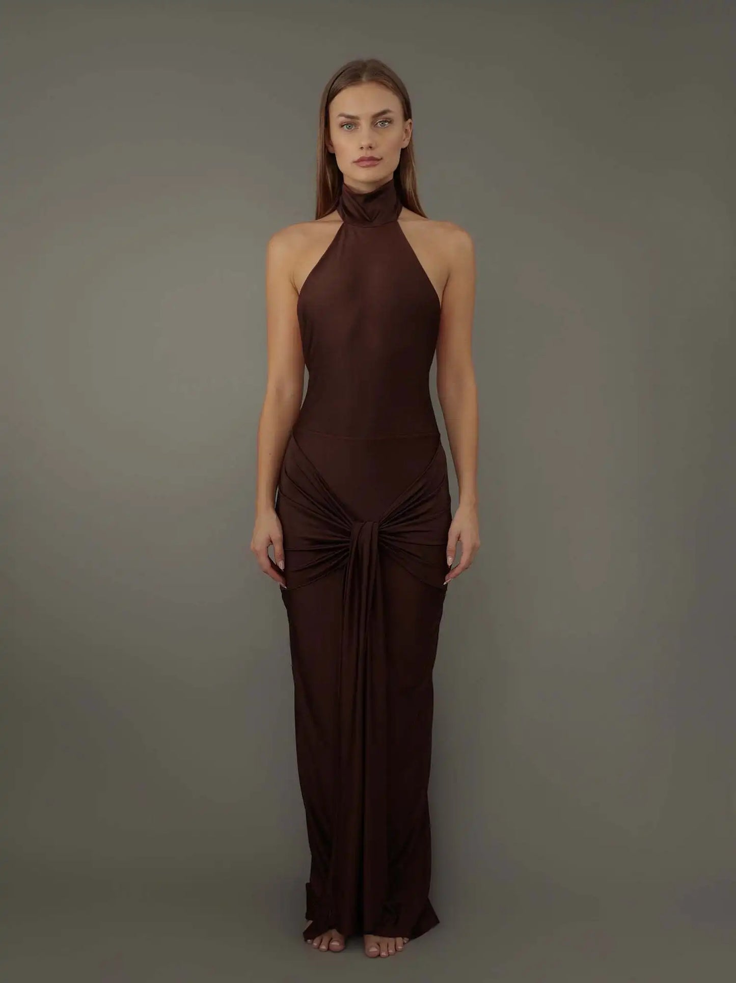 BACKLESS HALTER-NECK MAXI DRESS